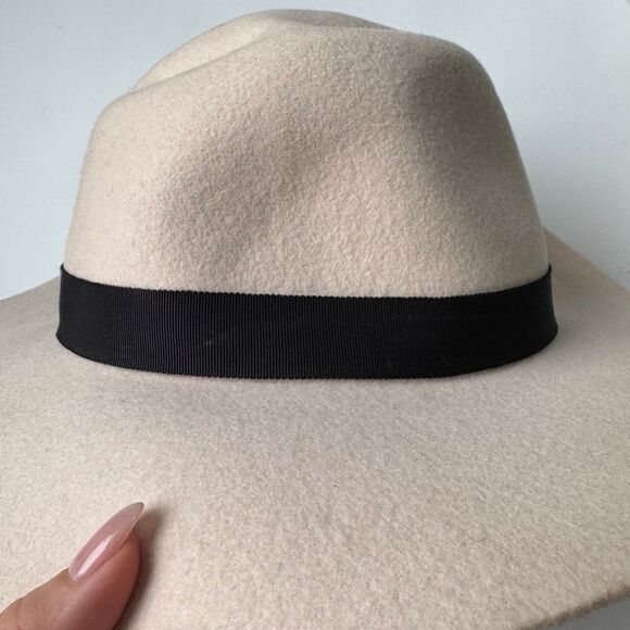 Aritzia Auxiliary Tan 100% Wool Fedora Hat Size S/M Adjustable Fall Style main image 7